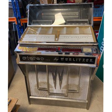 Wurlitzer model 2810 jukebox Original Condition